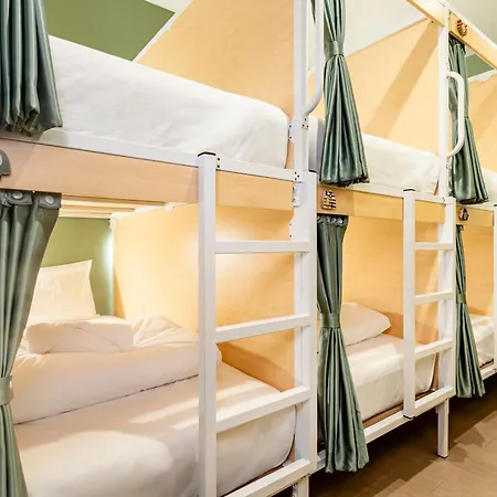 Sweett Lemon Hostel